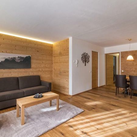 ALMA mountain residence Dobbiaco Extérieur photo