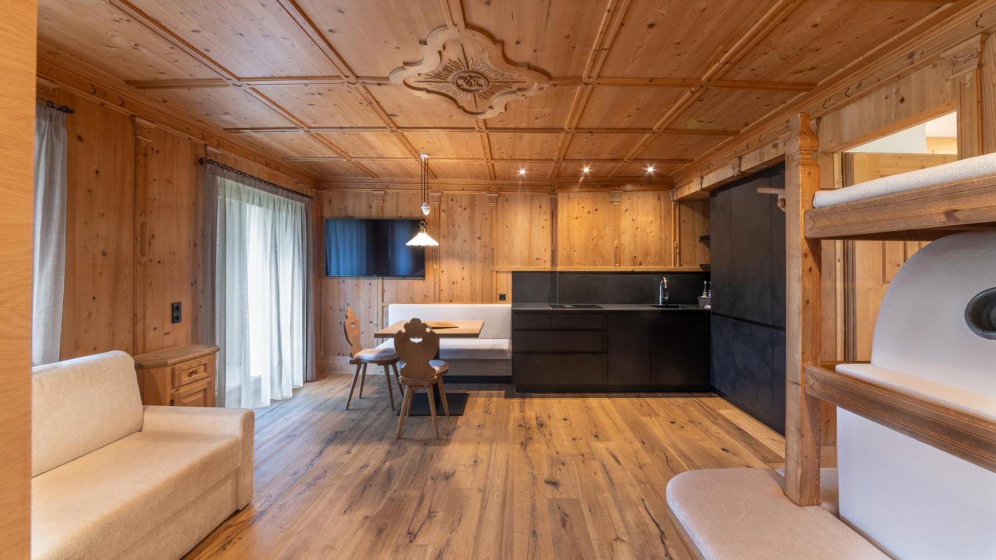 ALMA mountain residence Dobbiaco Extérieur photo