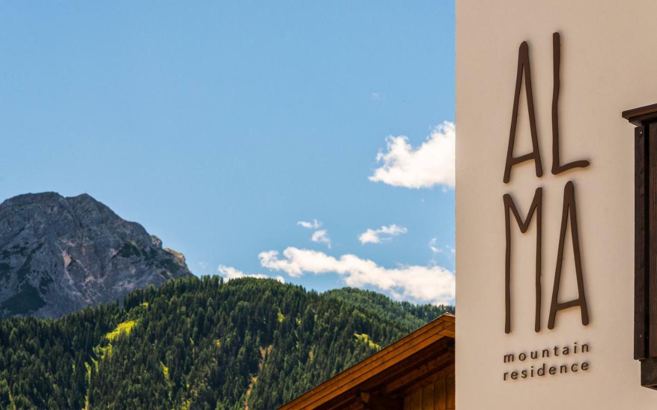 ALMA mountain residence Dobbiaco Extérieur photo